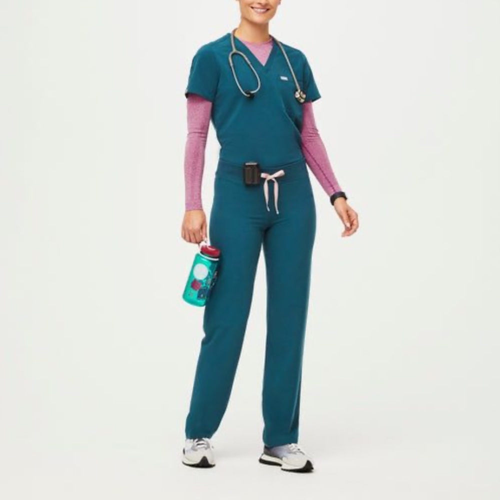 Figs Carribean Blue Scrub set